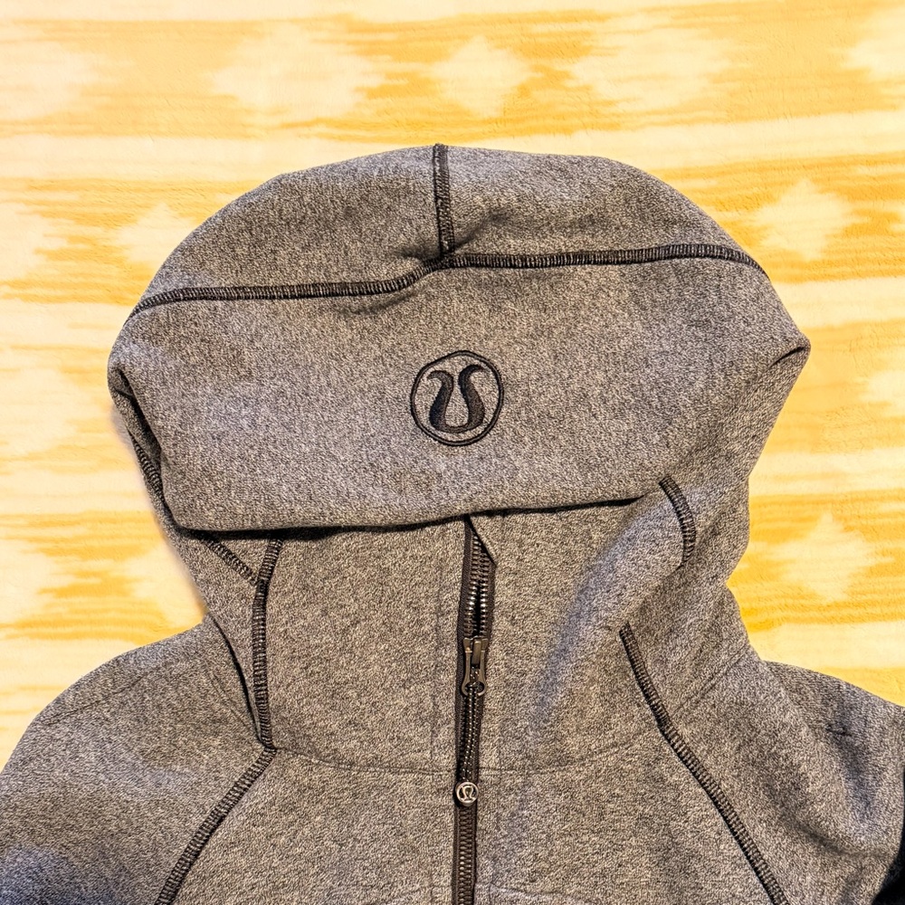 Lululemon Scuba Hoodie II in Heathered Speckled Black Size 4 - Picture 9 of 13